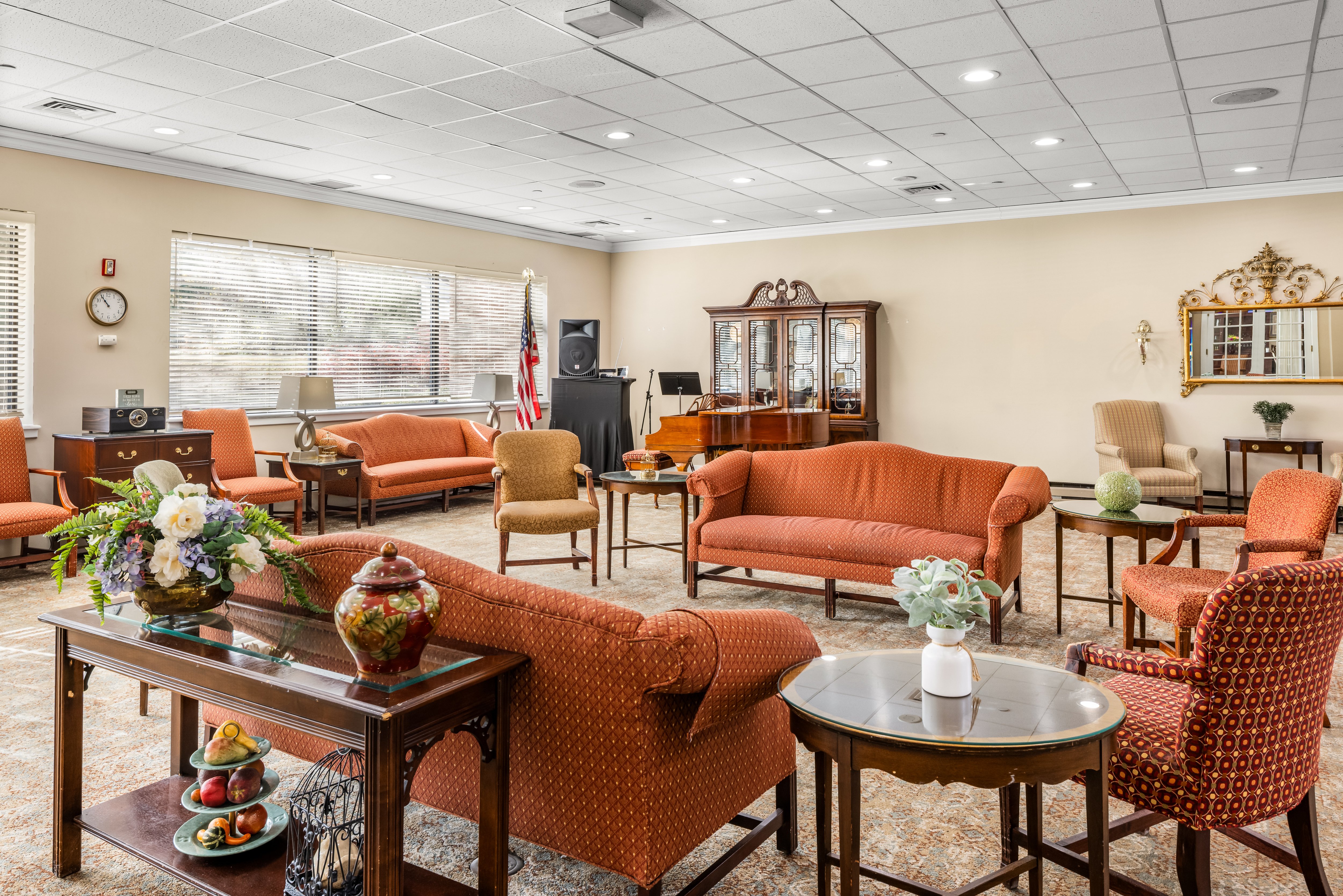 hlec-ellicott-city-006 Community Living Room